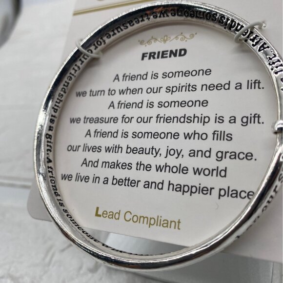 Fashion Leader Womens Silver Tone Bangle Bracelet "Friend" Quote & Heart Charm - Picture 5 of 8